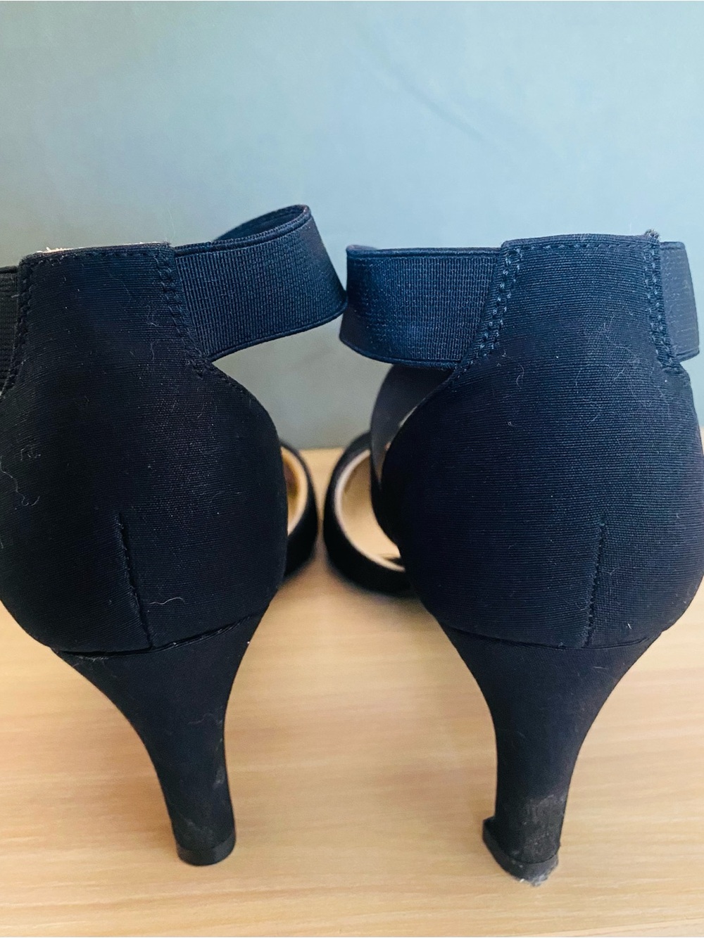 🛍️Life Stride Black Crisscross Pointed-Toe Heels - Picture 16 of 16